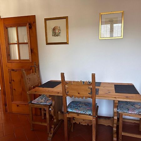 Ampio Appartamento Con Vista “Casa Magro” 티라노 외부 사진