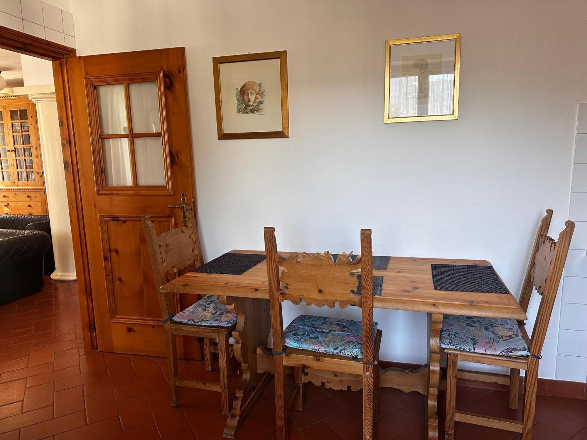 Ampio Appartamento Con Vista “Casa Magro” 티라노 외부 사진