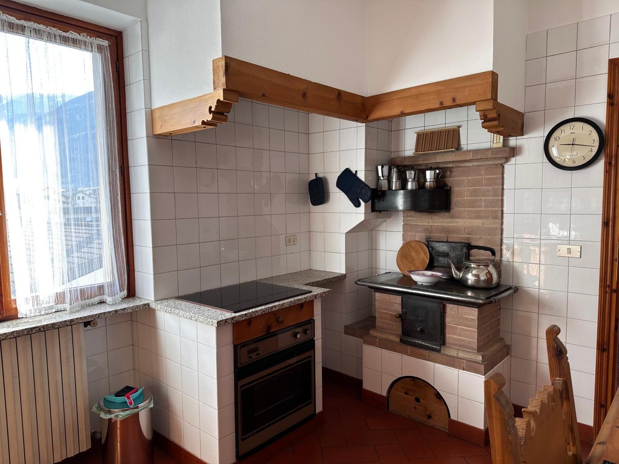 Ampio Appartamento Con Vista “Casa Magro” 티라노 외부 사진