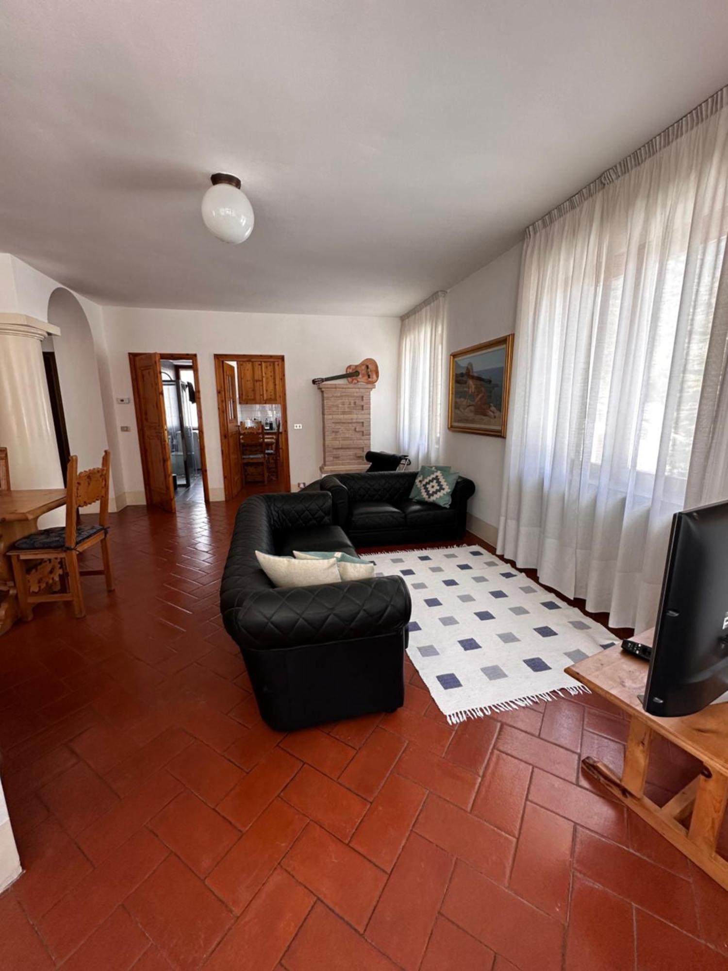 Ampio Appartamento Con Vista “Casa Magro” 티라노 외부 사진
