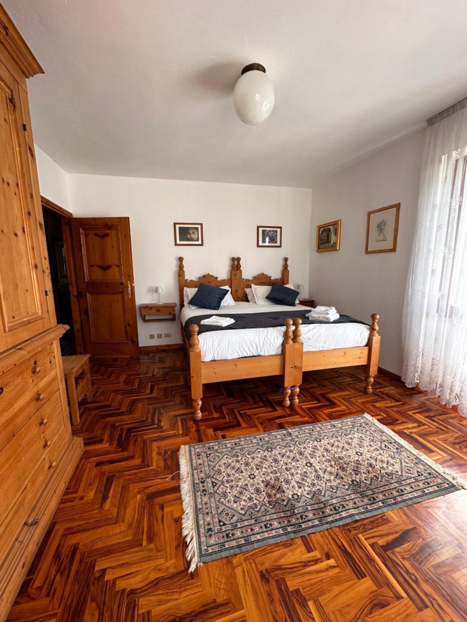 Ampio Appartamento Con Vista “Casa Magro” 티라노 외부 사진